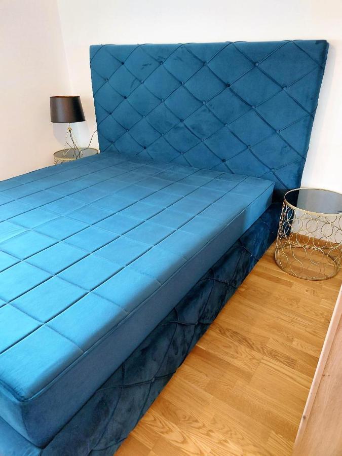 ノヴィ・サドKej Danube Lux Free Garageアパートメント エクステリア 写真